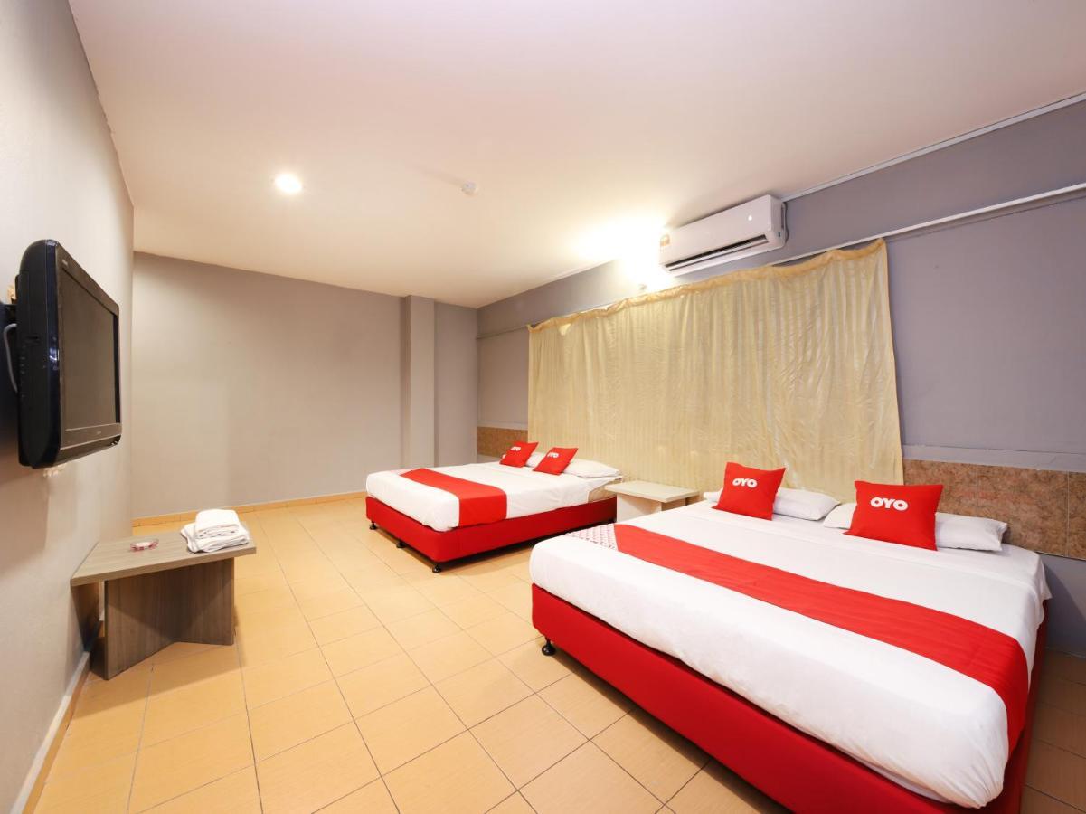 Oyo 89676 Hotel 22 Seremban Bagian luar foto
