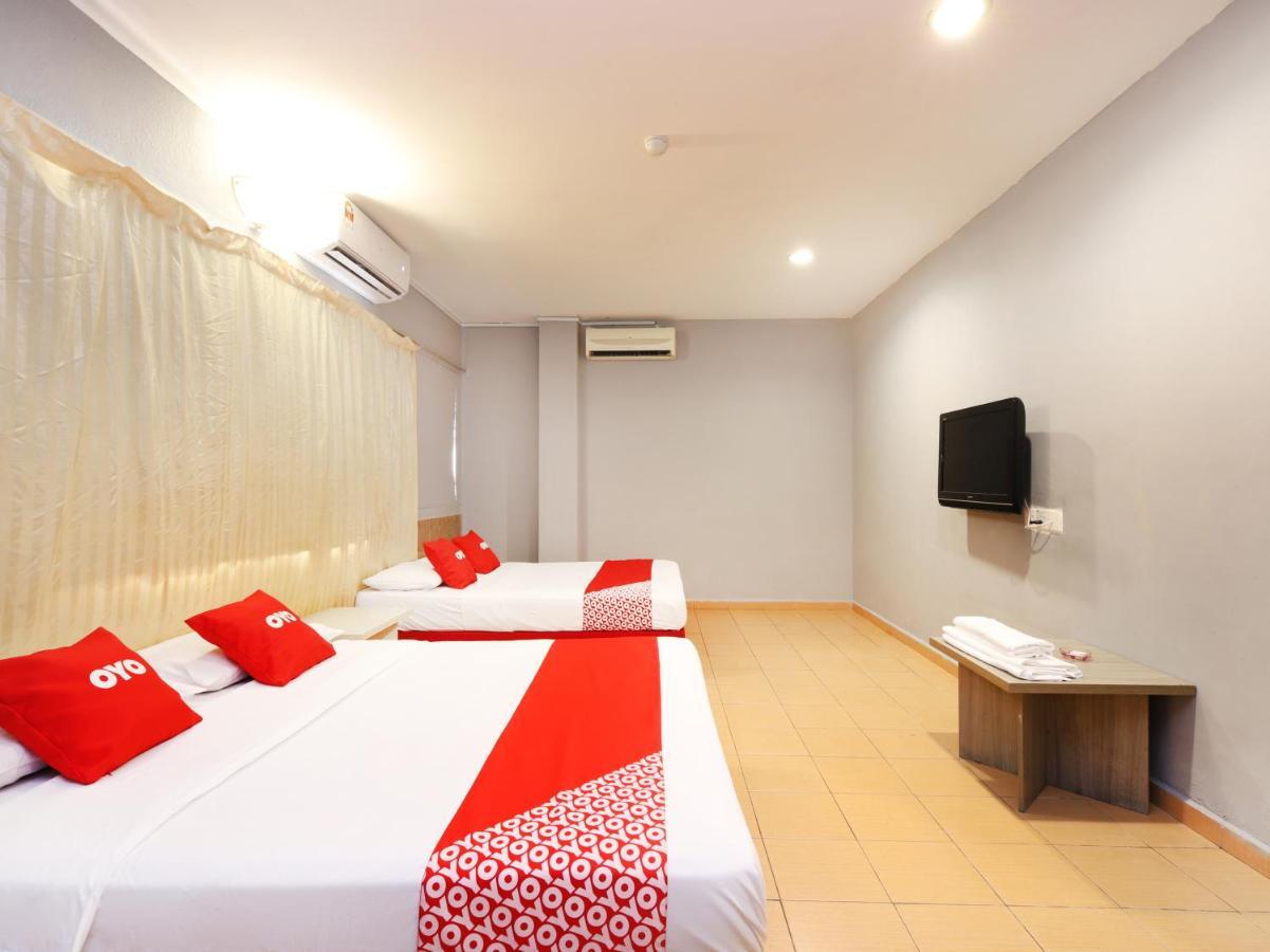 Oyo 89676 Hotel 22 Seremban Bagian luar foto