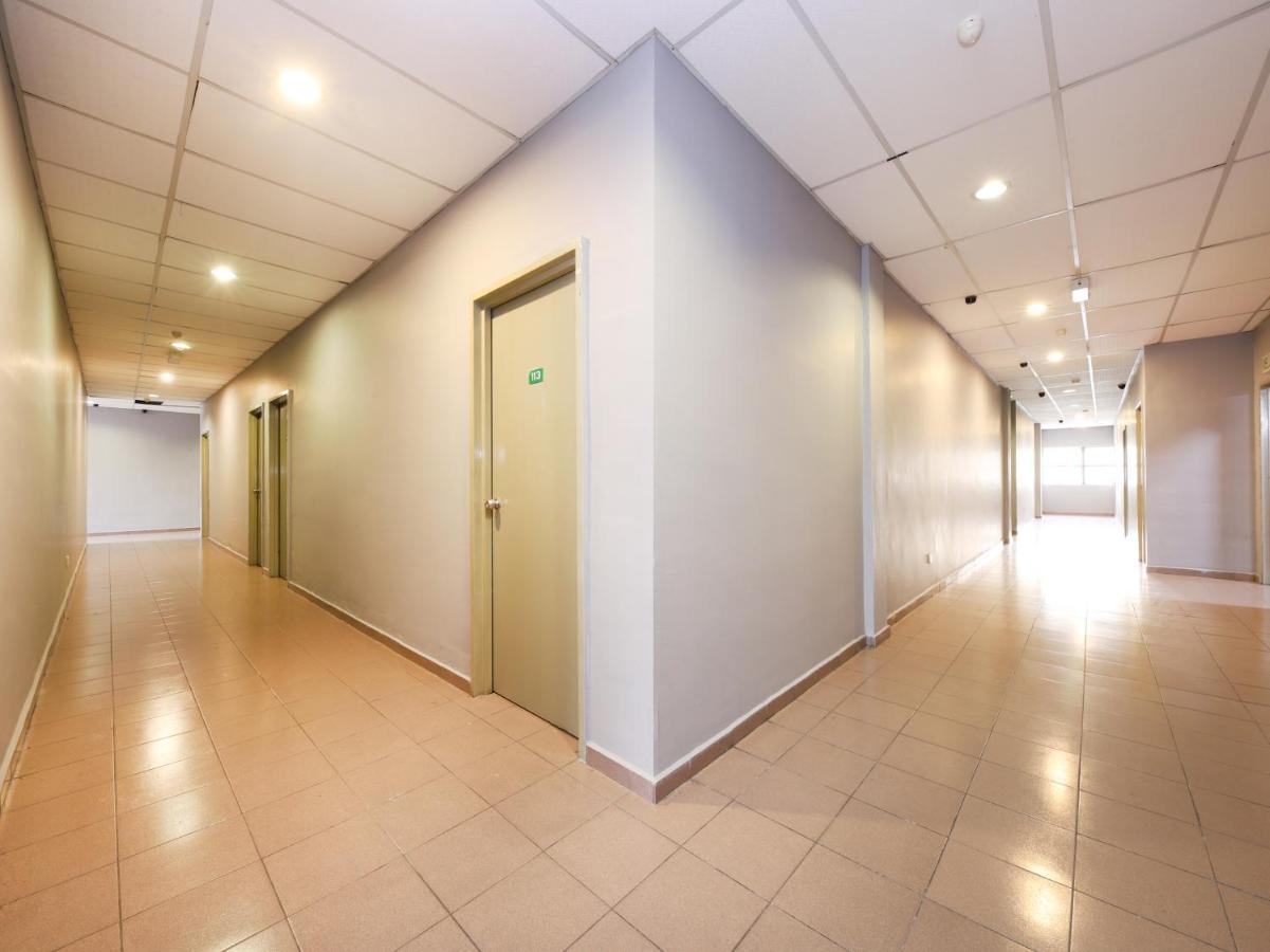 Oyo 89676 Hotel 22 Seremban Bagian luar foto